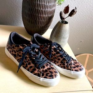 Zara leopard print fabric sneakers size 39/ US 8. Comfy. No box.
